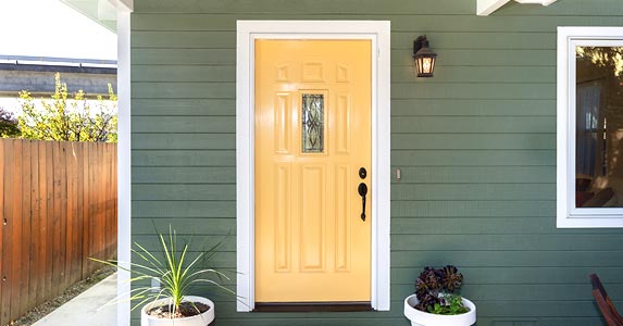 New fiberglass front door New fiberglass front door © MR. INTERIOR/Shutterstock.com