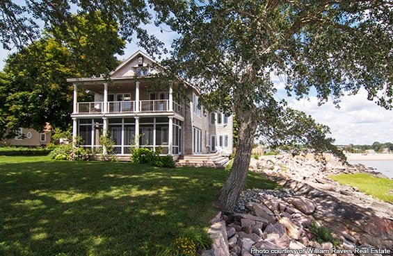 Photo courtesy of Wailea RealtyPhoto courtesy of William Raveis Real Estate