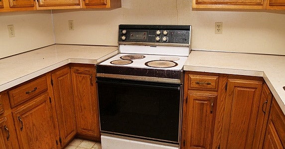 Outdated fixtures and appliances Outdated fixtures and appliances © Cynthia Farmer/Shutterstock.com
