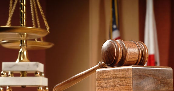 Update legal documents and policies © Junial Enterprises/Shutterstock.com