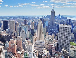 Manhattan, N.Y. © Songquan Deng/Shutterstock.com
