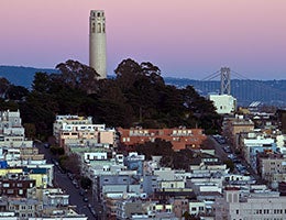 San Francisco © curtis/Shutterstock.com