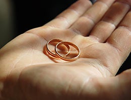 The spousal benefit © euko/Shutterstock.com