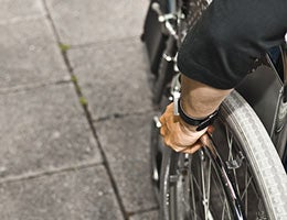 The spousal disability benefit © Peter vd Rol/Shutterstock.com