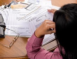 Reduce your debt © Arto - Fotolia.com