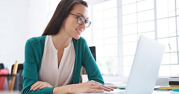 Start saving in your 20s Start saving in your 20s | iStock.com/shapecharge
