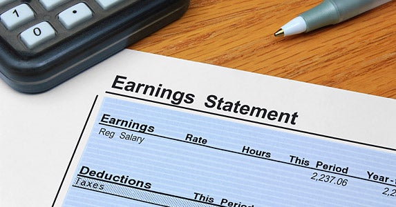 Save 1% of your earnings monthly? Save 1% of your earnings monthly? | iStock.com/GaryPhoto