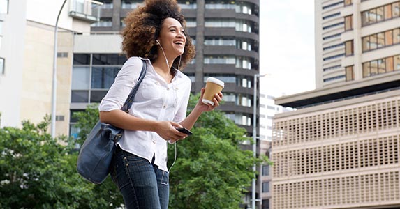 Look local Look local | mimagephotography/Shutterstock.com