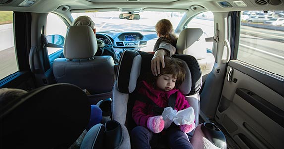 Consider a car loan before rates jump | Laszlo Podor/Getty Images