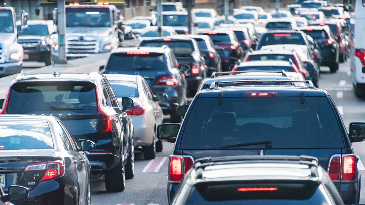 Consider a car loan before rates jump | Roberto Machado Noa/Getty Images