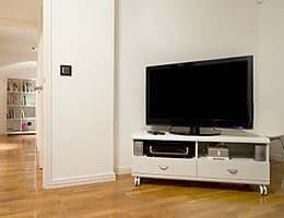 TVs and appliances © ricardomiguel.pt/Shutterstock.com
