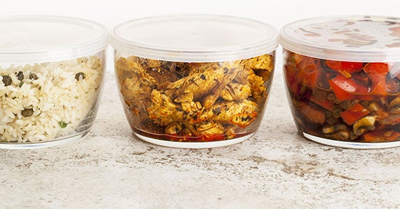 Plan a pantry week © marekuliasz/Shutterstock.com