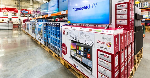 Post-CES sales © mandritoiu/Shutterstock.com