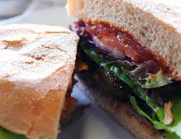 5,000 reasons to love this burger