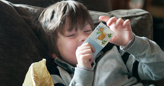 What to buy: Gift cards © Lynn Koenig/Shutterstock.com