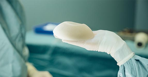 Don't deduct plastic surgery, but … Don't deduct plastic surgery, but … | Westend61/Getty Images