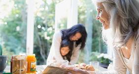 3 generations of women in family | Hero Images/Getty Images