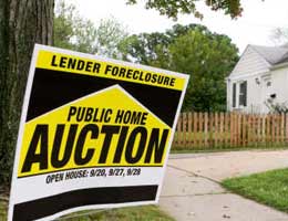 title-insurance-save-home-7-auction-lg Are some foreclosures riskier to buy than others?